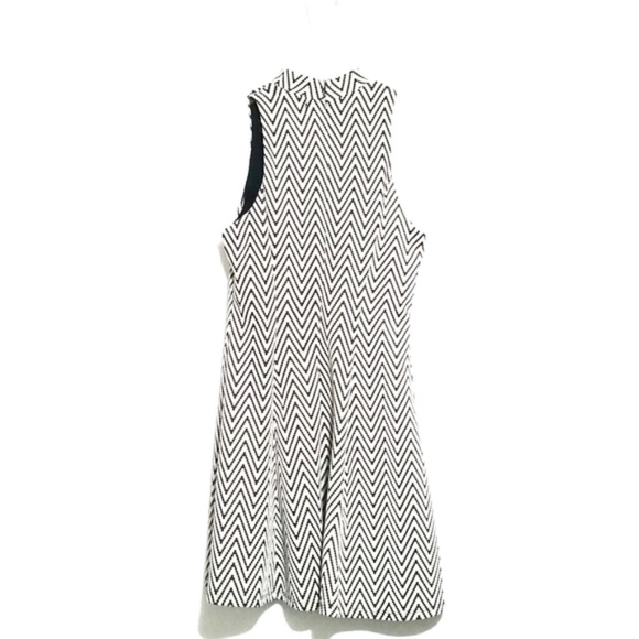 Monteau Chevron Print Sleeveless High Neck Dress - Picture 2 of 8